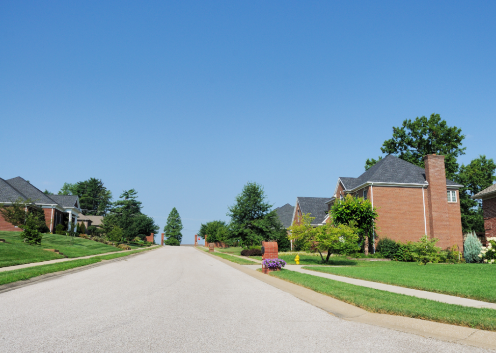 #21. Clarendon Hills, Illinois
